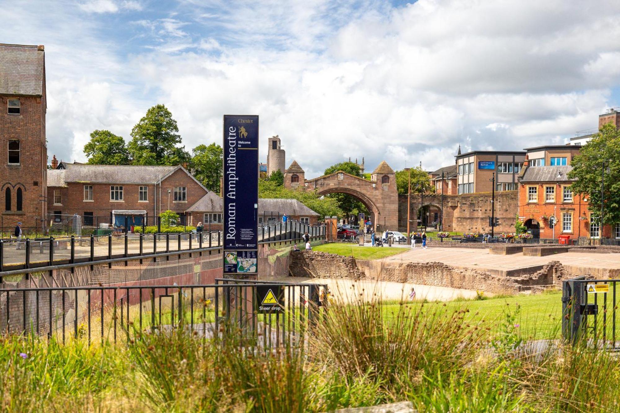 Insta-Worthy Loft On Historic Chester Rows, Sleeps 4 & Free Parking Exteriör bild