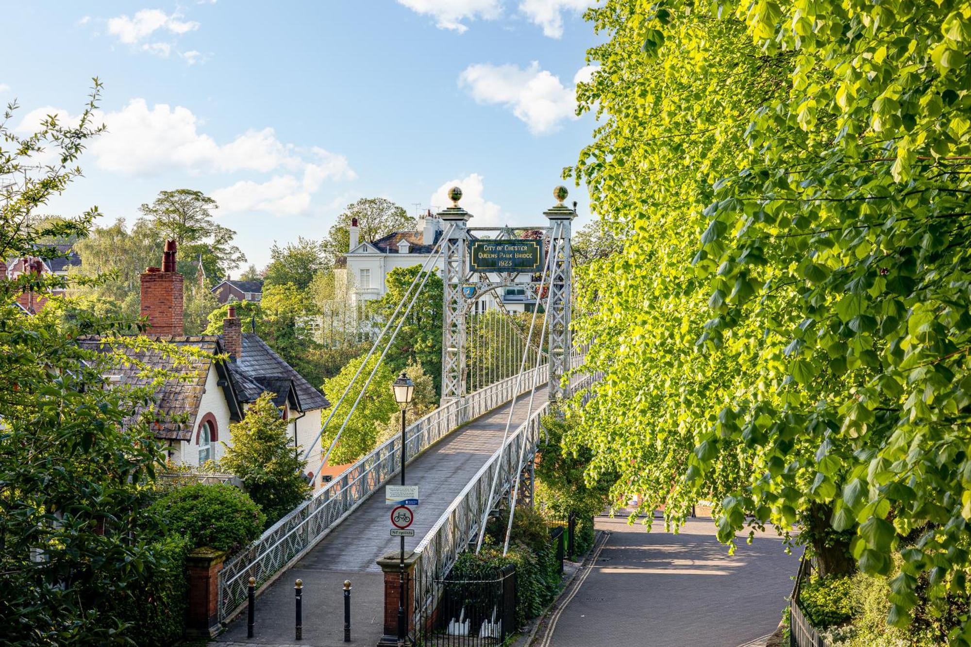 Insta-Worthy Loft On Historic Chester Rows, Sleeps 4 & Free Parking Exteriör bild